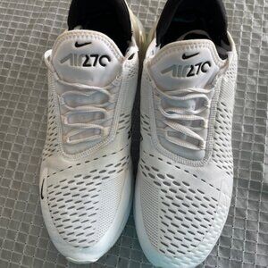 Nike Air Max 270 AH 8050-100 Men size 10